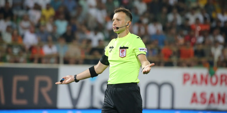 Beşiktaş-Galatasaray derbisinin hakemi belli oldu