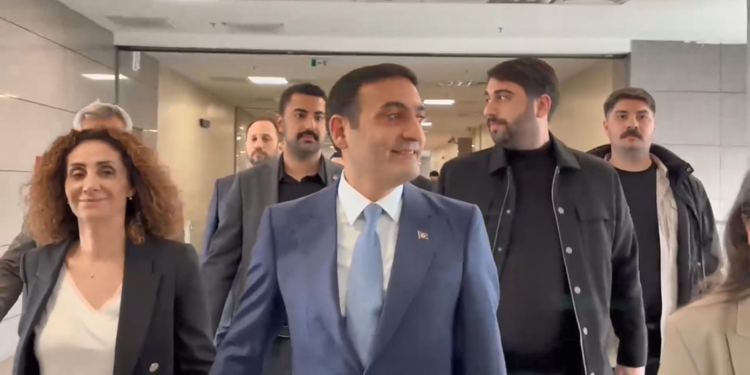 Beyoğlu Belediye Başkanı İnan Güney ifade vermek için adliyede