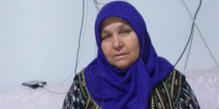 Bilezikleri için boğazı kesilip, yakılarak öldürüldü