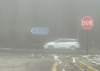 Bolu Dağı'nda sağanak ve sis etkili oldu
