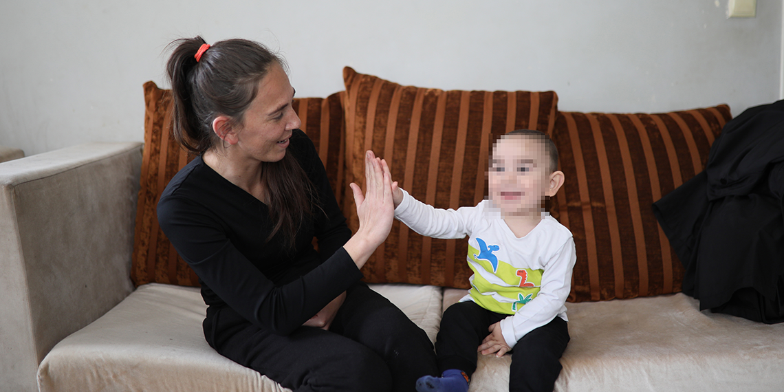 Borcu nedeniyle cezaevine giren 3 çocuk babasının borcu ödendi