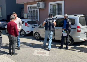 Boşanma aşamasındaki eşinin ailesine ateş açtı; 1 ölü, 3 yaralı