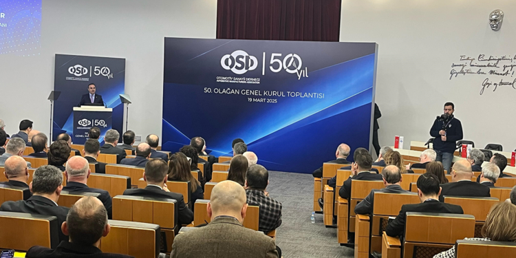 Bu yıl hibrit araç satışı bir önceki yıla göre yüzde 74 yükseldi