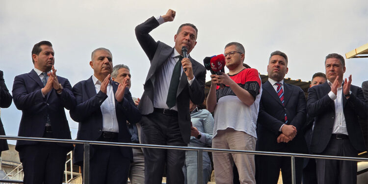 Suriye'de insani koridor açın