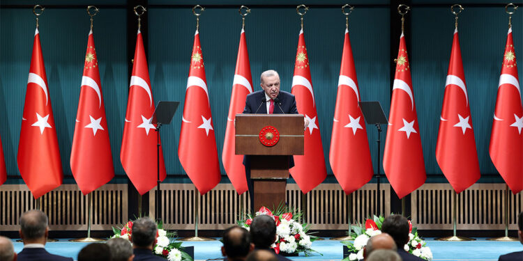 Kişi başı gelirimiz 15 bin doları geçti