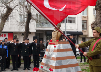 Çanakkale Savaşları kahramanı Cevat Paşa törenle anıldı