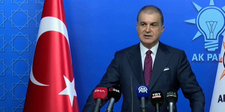 Cumhurbaşkanımızın adı demokrasiyle yan yana yazılır