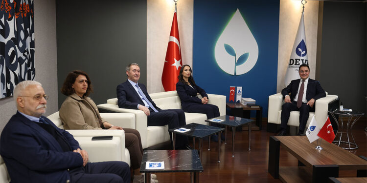 Tuncer Bakırhan ve Tülay Hatimoğulları Ali Babacan'ı ziyaret etti