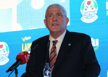 Ülkeyi yönettiğini zannedenlere sesleniyorum, adaletle hükmedin