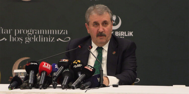 Terörle teröristle müzakere olmaz, mücadele edilir