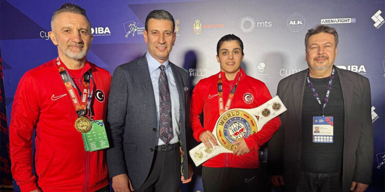 Kendimi izlettirmeyi seviyorum, bir süre daha beni izleyecekler