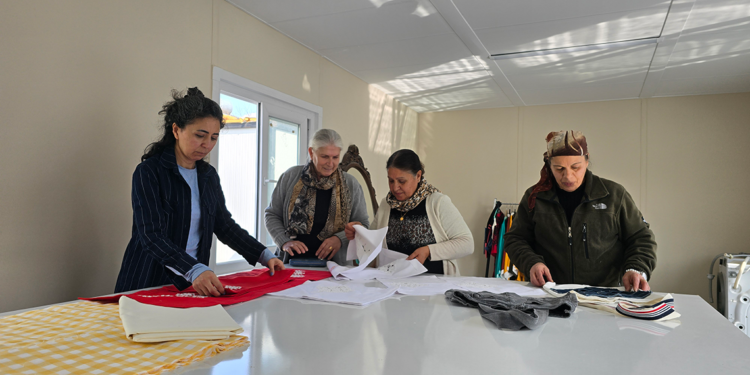 Depremden sonra meslek öğrenen kadınlar, atölye açtı