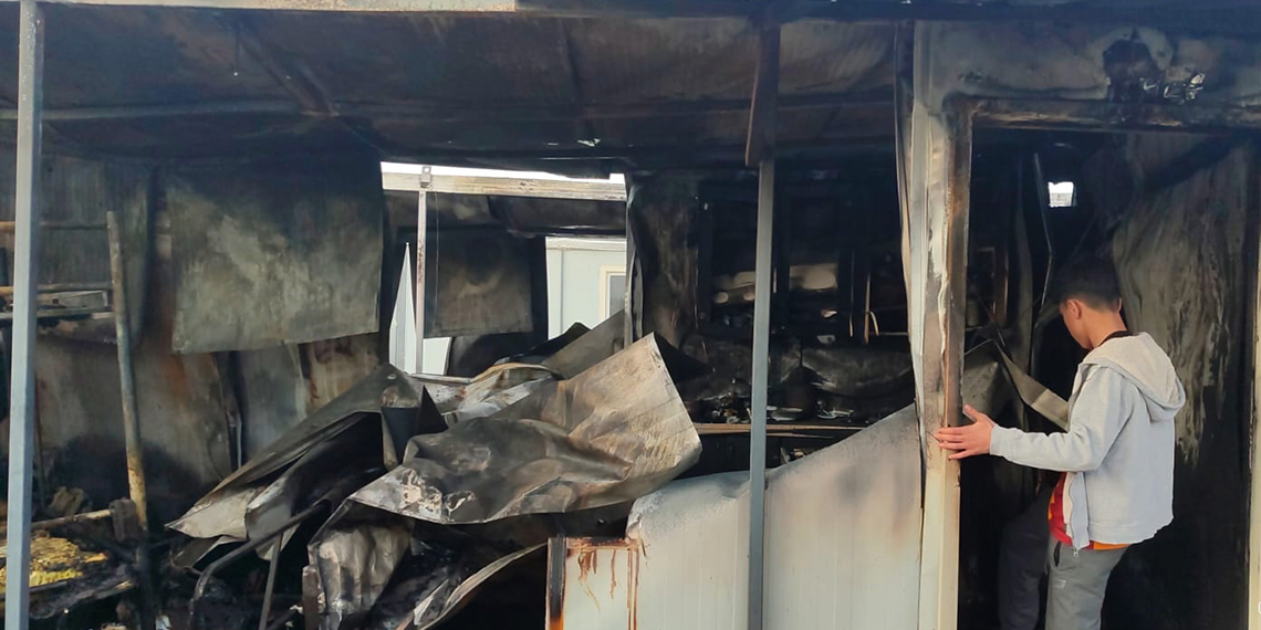 Depremzedenin çilesi bitmiyor; 5 konteyner kül oldu