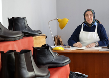 Doğu Karadeniz'in tek kadın ayakkabı tasarımcısı