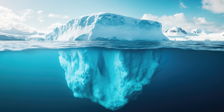 Dünyanın en büyük buzdağı Atlantik'te karaya oturdu