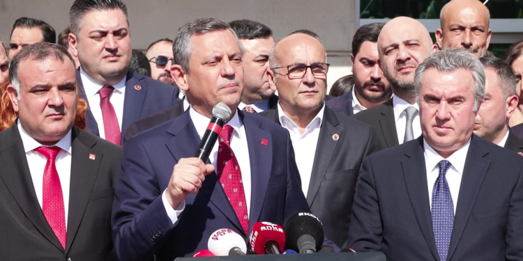 Dünyanın en büyük seçim kampanyasını başlatıyoruz