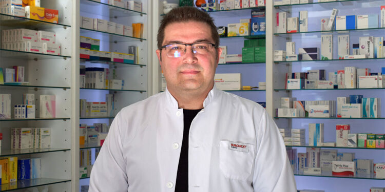 Eczanelere getirilen kısıtlama nedeniyle hastalar mağdur oluyor