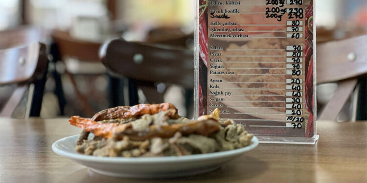 Tava ciğerin yeni fiyatı 360 lira oldu