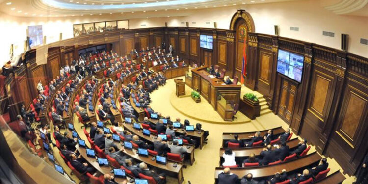 Ermenistan AB yasa tasarısını kabul etti