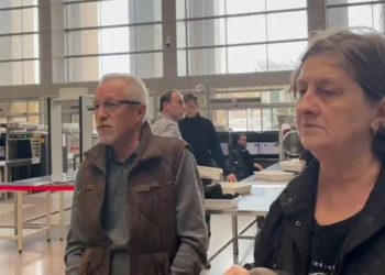 Ece Gürel'in annesi ve babası İstanbul Adalet Sarayı'na geldi