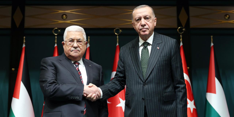 Erdoğan, Filistin Devlet Başkanı Abbas ile telefonda görüştü