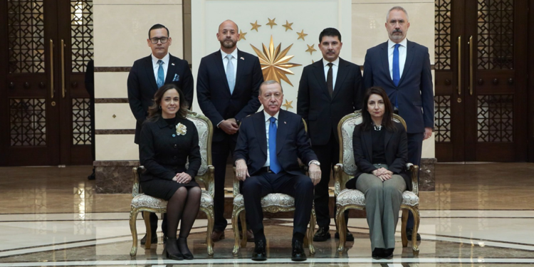 Erdoğan, büyükelçilerinin güven mektuplarını kabul etti