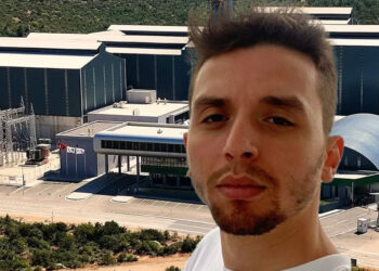 Krom fabrikasında makinenin içine düşen mühendis öldü