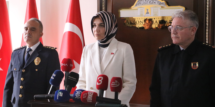 'Faiz Kapanı Operasyonu'nda suç çetesi çökertildi, 4 şüpheli tutuklandı