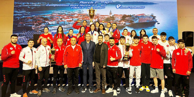 Gençler Dünya Boks Kupası'ndan 9 madalya