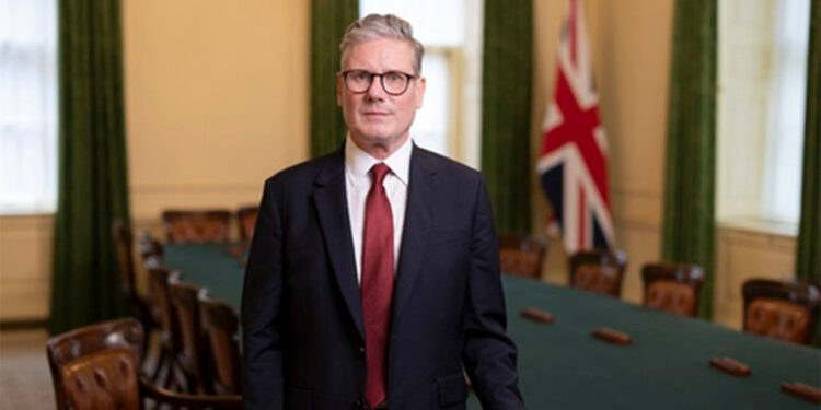 İngiltere Başbakanı Keir Starmer, Trump ve Macron ile görüştü