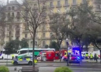 İspanya'da iki turist otobüsü çarpıştı: 34 yaralı