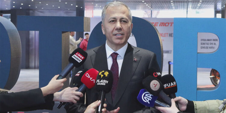 Trafik kurallarına uymak bir tercih değildir, zorunluluktur