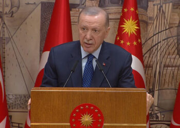 Şark kurnazlıklarına evrilmeye çalışılırsa günah bizden gider