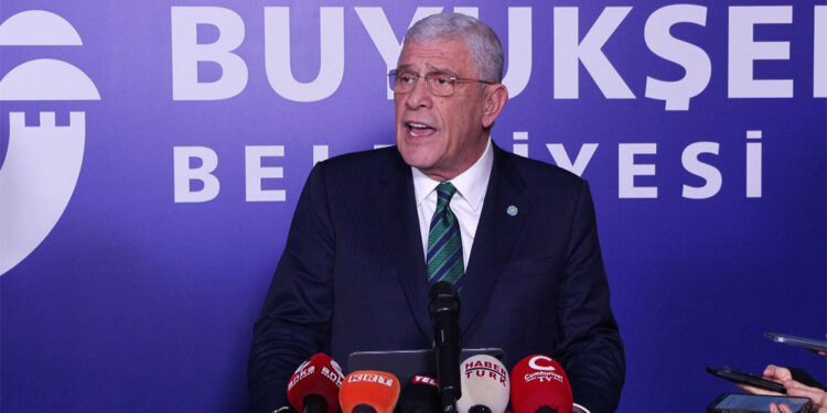 Müsavat Dervişoğlu Saraçhane'de konuştu: Yekpare duruş sergilemeliyiz