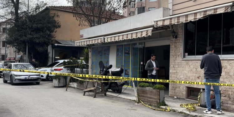 Fatih'te oto tamirci öldürüldü