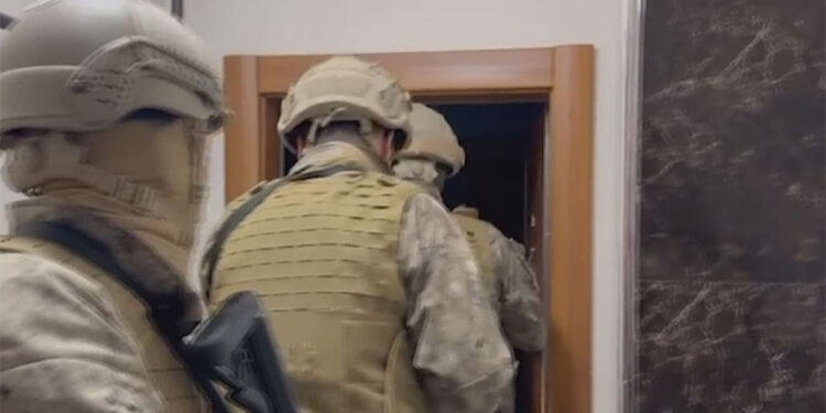 DHKPC'nin işçi yapılanmasına operasyon; 32 gözaltı