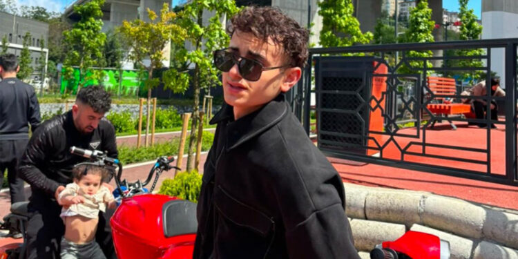 Kağıthane'de kamyonetin ezdiği 17 yaşındaki Mustafa öldü