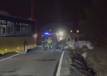 Sarıyer'de İETT otobüsü ile minibüs çarpıştı: 1 ölü, 1 yaralı