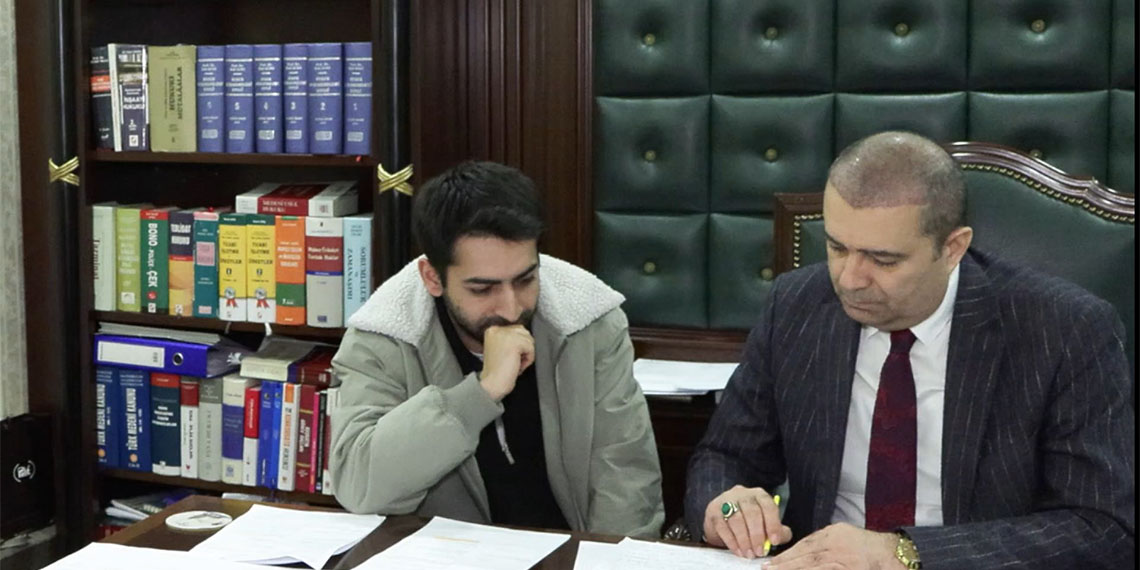 Eray Kızılkuş'un verdiği vekaletle üzerine şirket açılıp yüzlerce kişi dolandırıldı. Kızılkuş, M.B. hakkında suç duyurusunda bulundu.