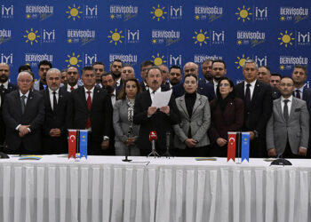 Yaşananları sokak sokak milletimize anlatacağız