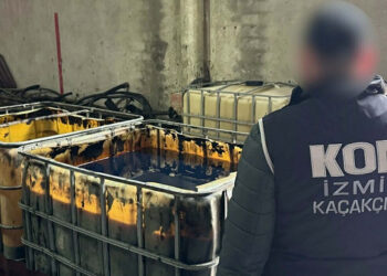 İzmir'de 24.35 ton kaçak akaryakıt ele geçirildi