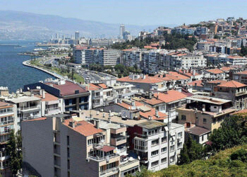 İzmir'de sıcaklık rekoru kırıldı