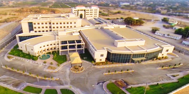 İsrail, Türkiye-Filistin Dostluk Hastanesi’ni bombaladı