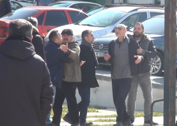 İstanbul'da iki sitede yüzde 100'e varan aidat zamlarına tepki