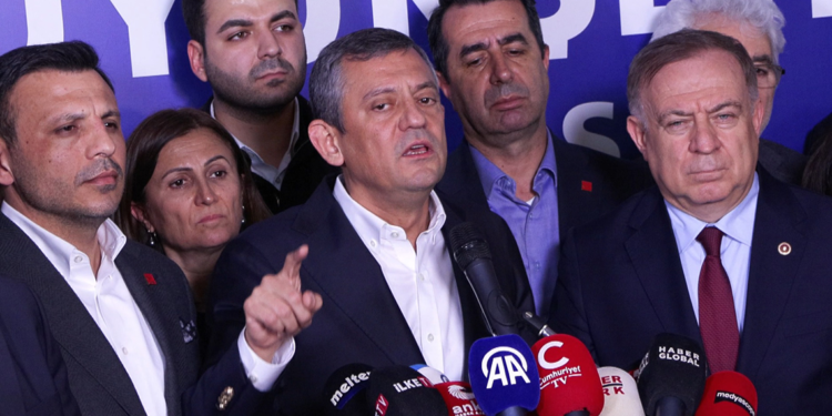 İstanbul'un iradesine saldırdılar