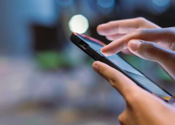 İsveç'te okullarda akıllı telefonlar yasaklandı