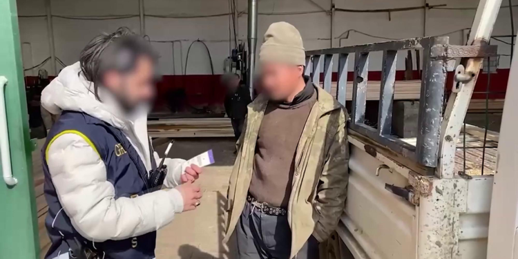 İzinsiz göçmen çalıştıran iş yeri sahiplerine ceza