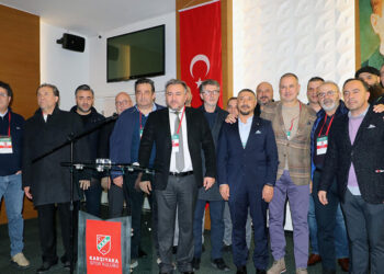 Karşıyaka'da istifalar peş peşe geliyor