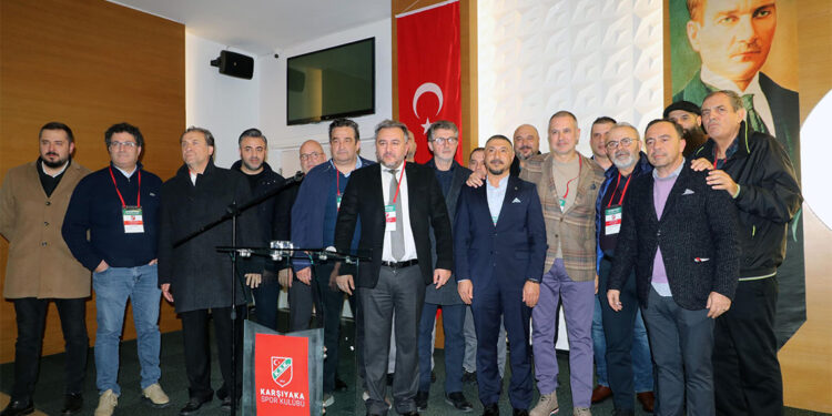 Karşıyaka'da istifalar peş peşe geliyor