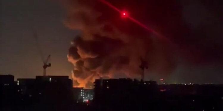 Krasnodar bölgesindeki petrol deposundaki yangın 10 bin metrekare alana yayıldı